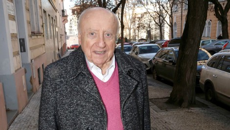 Vášnivé bozky s mladou ženou! TAKTO to Felix Slováček vysvetľoval, reagovala aj Patrasová!