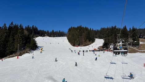 Výpadok elektriny v Kubíne: Lyžiarske stredisko na Kubínskej holi je mimo prevádzky