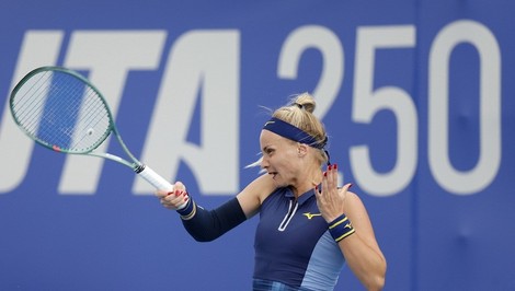 Šramková v Ostrave hladko ďalej