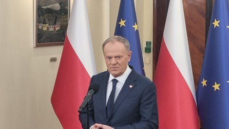 Americký vojenský zásah v Grónsku by bol koniec sveta, varoval poľský premiér