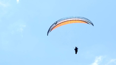 Paraglajdista skončil v Liptovskej Mare. Oznámenie vyvolalo rozsiahlu akciu