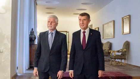 Politológ o spore Pavla a Babiša: Zatiaľ nikto nevyhral