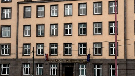 Slovenskí vedci uspeli vo svete. Ich výskum o mRNA vakcínach publikovali v prestížnom časopise