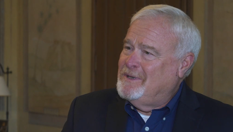 Legendárny bývalý vyjednávač FBI zavítal na Slovensko. Čelil teroristom alebo aj sektám