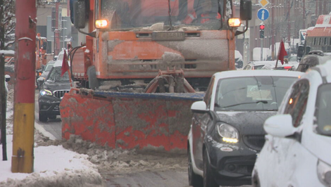 Šmykľavé chodníky preverili rovnováhu: Soľ pomáha, no čo naozaj funguje?