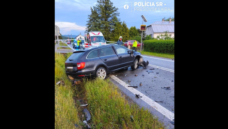 Osobné auto zišlo z cesty a narazilo do betónového stĺpa. Zomrel iba 33-ročný vodič