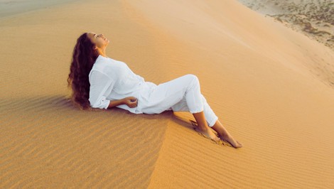 Bolí vás chrbát, brucho alebo hlava, ale lekári nenašli príčinu? Možno vám telo hovorí "stop"