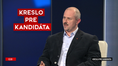 Kreslo pre kandidáta: Marián Kotleba