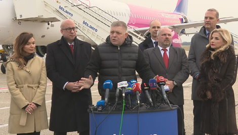 Fico a Ráž o prvom lete WizzAir linky Bratislava - Košice: Cesta trvala 35 minút