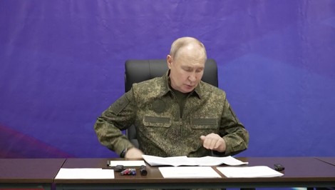 Rusko už údajne zmierňuje obmedzenia internetu. Pre cenzúru krajina čelí veľkému nátlaku