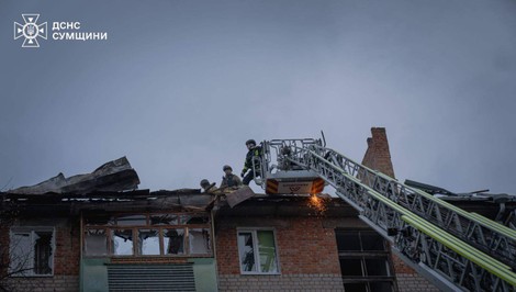 1509. deň na Ukrajine: Krajiny sa obviňujú z porušovania prímeria, dron zaútočil na sanitku