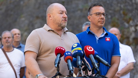 Prácu namiesto dávok si vybralo 5-tisíc ľudí. Ďalších 23-tisíc však firmy odmietli