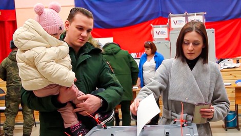 Ruský súd vyradil Jabloko z volieb, protivojnové heslá označil za extrémizmus