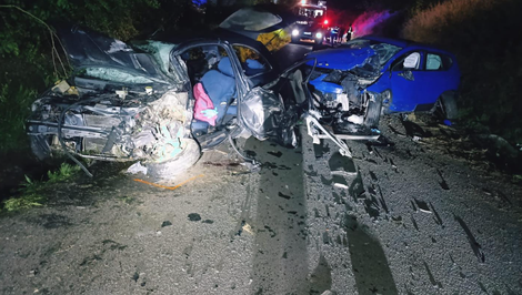 Tragická nehoda pri Fiľakove. Po čelnej zrážke áut zomrela 50-ročná vodička
