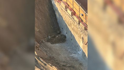 Nevybuchnutú bombu nájdenú v centre Bratislavy odviezli z miesta nálezu policajní pyrotechnici