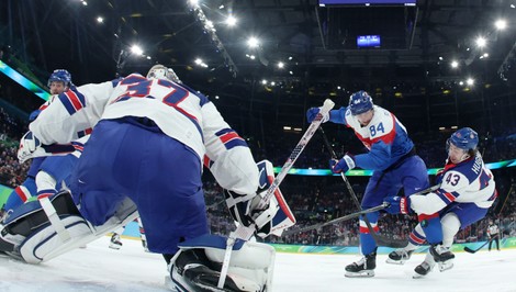 REGENDA v rýchlosti a ukážkovo prekonal amerického brankára
