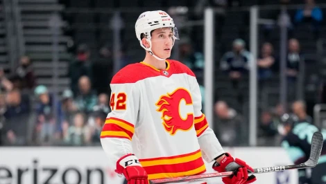 HONZEK vynechal zápas, tréner Flames poskytol strohé informácie