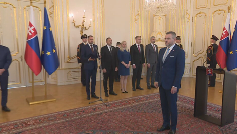 Prezident Pellegrini prijal demisiu Kmeca. Vo funkcii ho nahradí jeden z ministrov