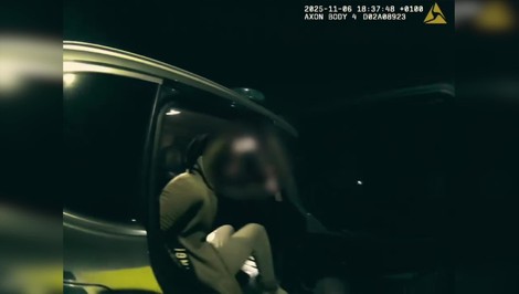 Polícia chytila muža, ktorý bodol dieťa do hlavy. Prezradila ho banálna vec