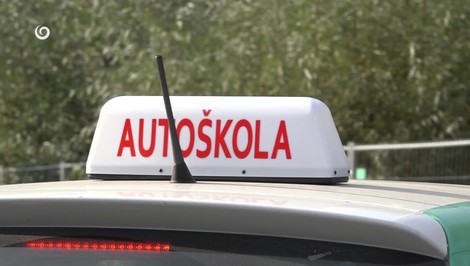Bez základnej školy už vodičák nezískajú. Zmena má motivovať žiakov k dokončeniu vzdelania