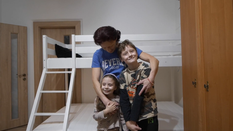 Darované Vianoce TV JOJ: Rodina, ktorá roky žila s alkoholickým otcom, dostala šancu na pokojné sviatky