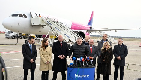 Fico a Ráž o prvom lete WizzAir linky Bratislava - Košice: Cesta trvala 35 minút