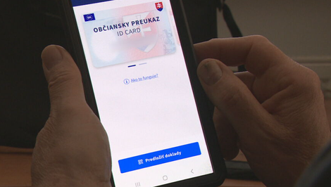 Minister sľubuje revolúciu v dokladoch. Realita? Policajti často nemajú čítačky