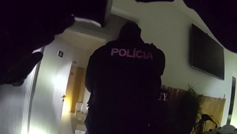 Krátko po prepustení z väzenia sa muž vlámal na čerpaciu stanicu. Ukradol iba ľadový čaj