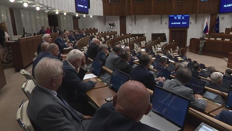 Koaličná rada rokovala na podnet Matúša Šutaja Eštoka. Cieľom je vyjasniť sporné postoje