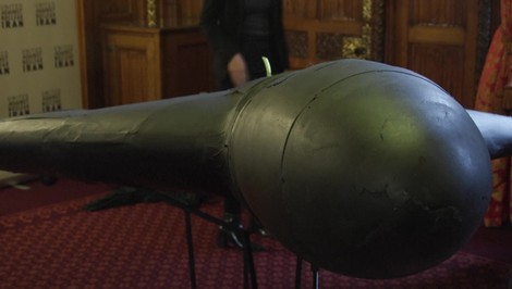 Nad francúzskou základňou s jadrovými ponorkami sa objavili drony