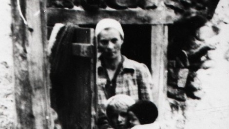 Bolo skoré ráno, mínus 20 stupňov a zrazu bolo počuť zvuk motorov… 21. január 1945 v Kľaku a Ostrom Grúni