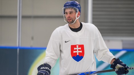 Slovanista TAKÁČ vypadol z reprezentačnej zostavy, nahradí ho LACKA z Nitry