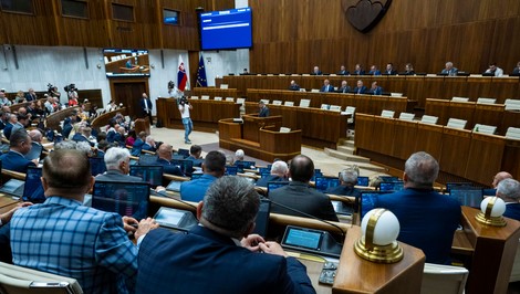 Odvolávanie Tarabu sa zatiaľ neuskutočnilo. V parlamente sa nenašiel dostatok poslancov