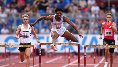 Zlatá tretra: Pretekár, ktorý v Ostrave ukázal viac, ako chcel, skončil nakoniec v nemocnici