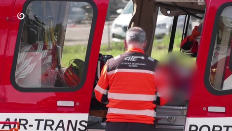 Pracovný úraz vo Vígľaši: Na 24-ročného muža spadla betónová platňa