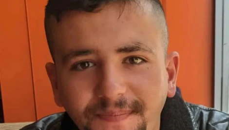 Zbytočná smrť: 25-ročný mladík sa predávkoval kofeínom