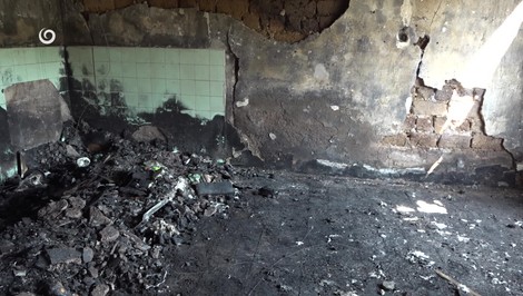 Dôchodkyňa mala úmyselne podpáliť rodinný dom. O strechu nad hlavou prišlo šesť ľudí