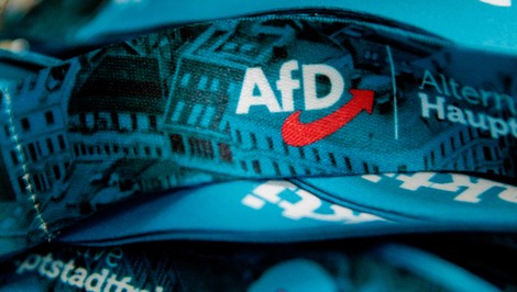 Nemecká AfD si robí kampaň na mopedoch Simson. Potomkovia zakladateľov firmy to ostro kritizujú