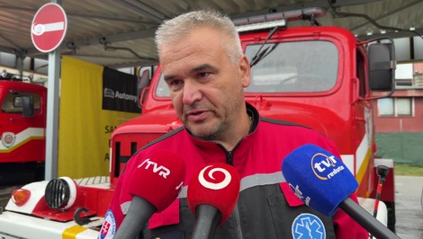 Spišskonovoveskí hasiči vyzbierali peniaze pre syna svojho kolegu
