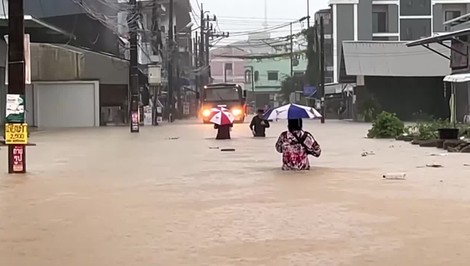 Počet obetí záplav v Thajsku vzrástol na 87. V krajine platí stav núdze