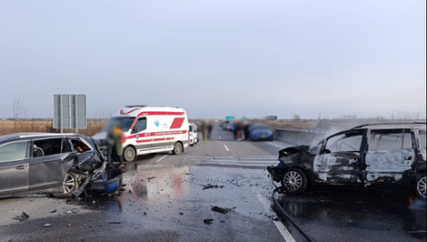 Nehoda dvoch vozidiel na D1: Úsek je uzavretý, premávku odkláňajú