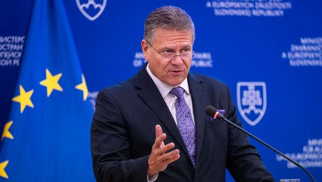 Šefčovič odmieta akýkoľvek kontakt s Jeffreyom Epsteinom