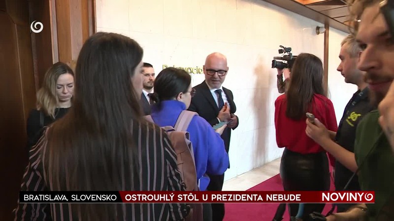 OSTROUHLÝ STÔL U PREZIDENTA NEBUDE