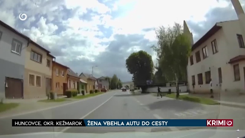 ŽENA VBEHLA AUTU DO CESTY