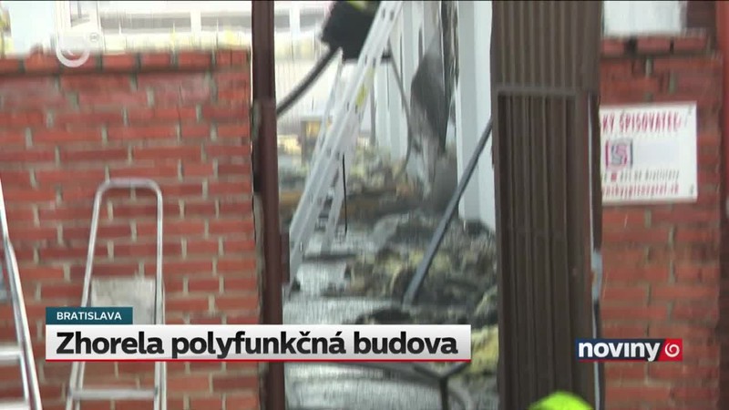 Zhorela polyfunkčná budova