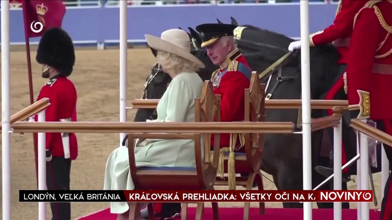 KRÁĽOVSKÁ PREHLIADKA: VŠETKY OČI NA KATE