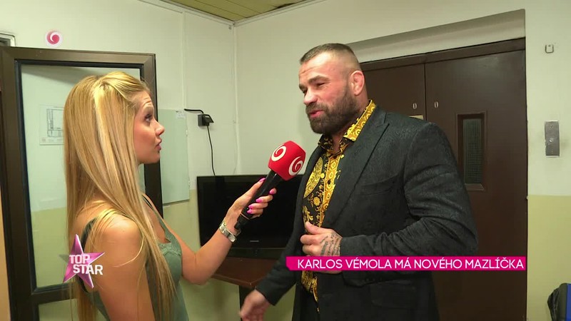 KARLOS VÉMOLA MÁ NOVÉHO MAZLÍČKA