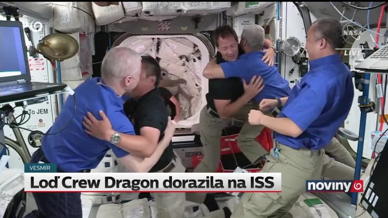 Loď Crew Dragon dorazila na ISS