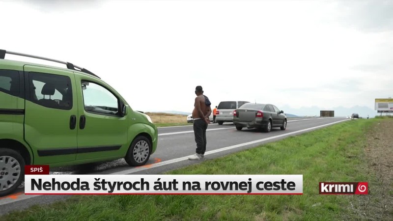 Nehoda štyroch áut na rovnej ceste