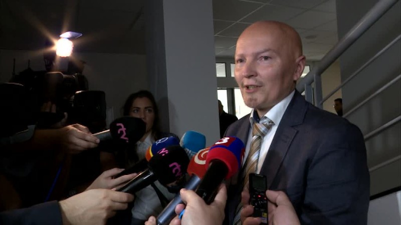 Exministrov Janušeka a Štefanova uznal súd vinnými v kauze nástenkového tendra
